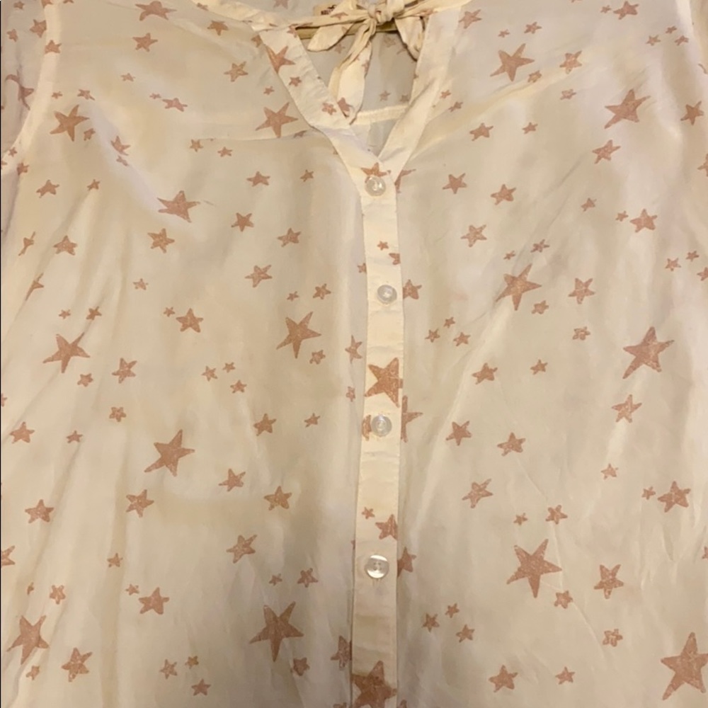 Buttoned Blouse - Picture 3 of 4